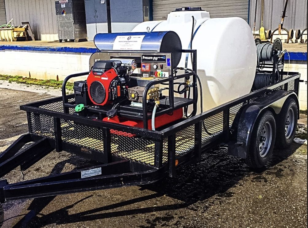 Hot water, pressure washing trailer