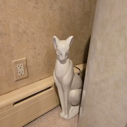 Sculpture Cat