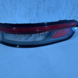 2023 Jeep Grand Cherokee Right Tail Light