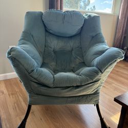 Beautiful Teal Velour Chair – Super Comfortable – Excellent Condition