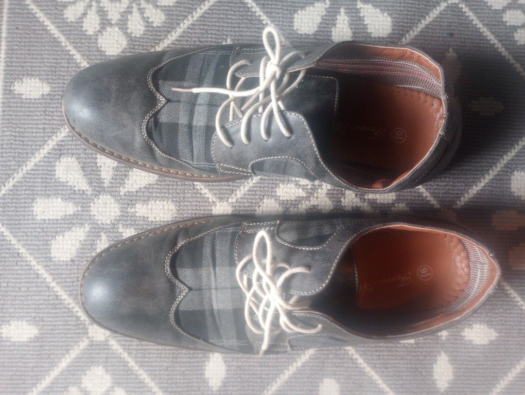 Ferro Aldo Dress Shoes