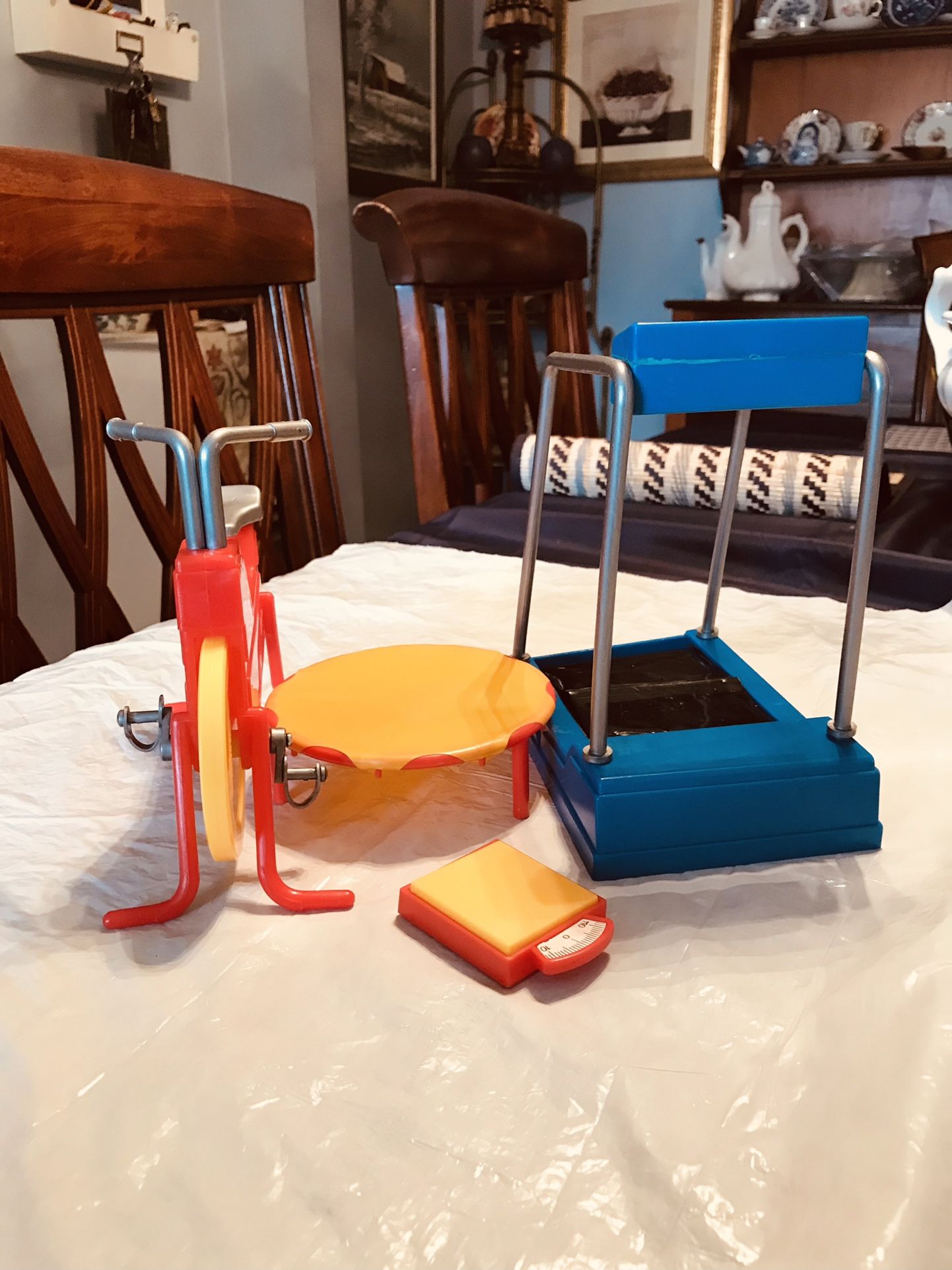 1983 Meritus Industries Inc Barbie Exercise Items (DOLL SIZE)