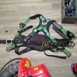 Tree climbing Harnest 