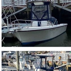 🚨Price Reduction 🚨 ⚓️Fisherman Dream 🛟  * Classic 1990 Mako 20’ Center Console *   In water ready for seatrail    That  is in excellent condition b