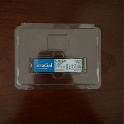 Crucial 500gb ssd p2 m.2
