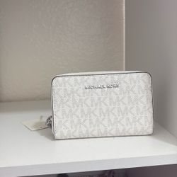 MK wallet 