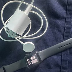 Apple watch (Series 3-38MM)