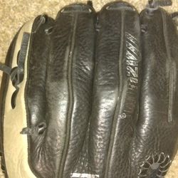 Mizuno Baseball Glove