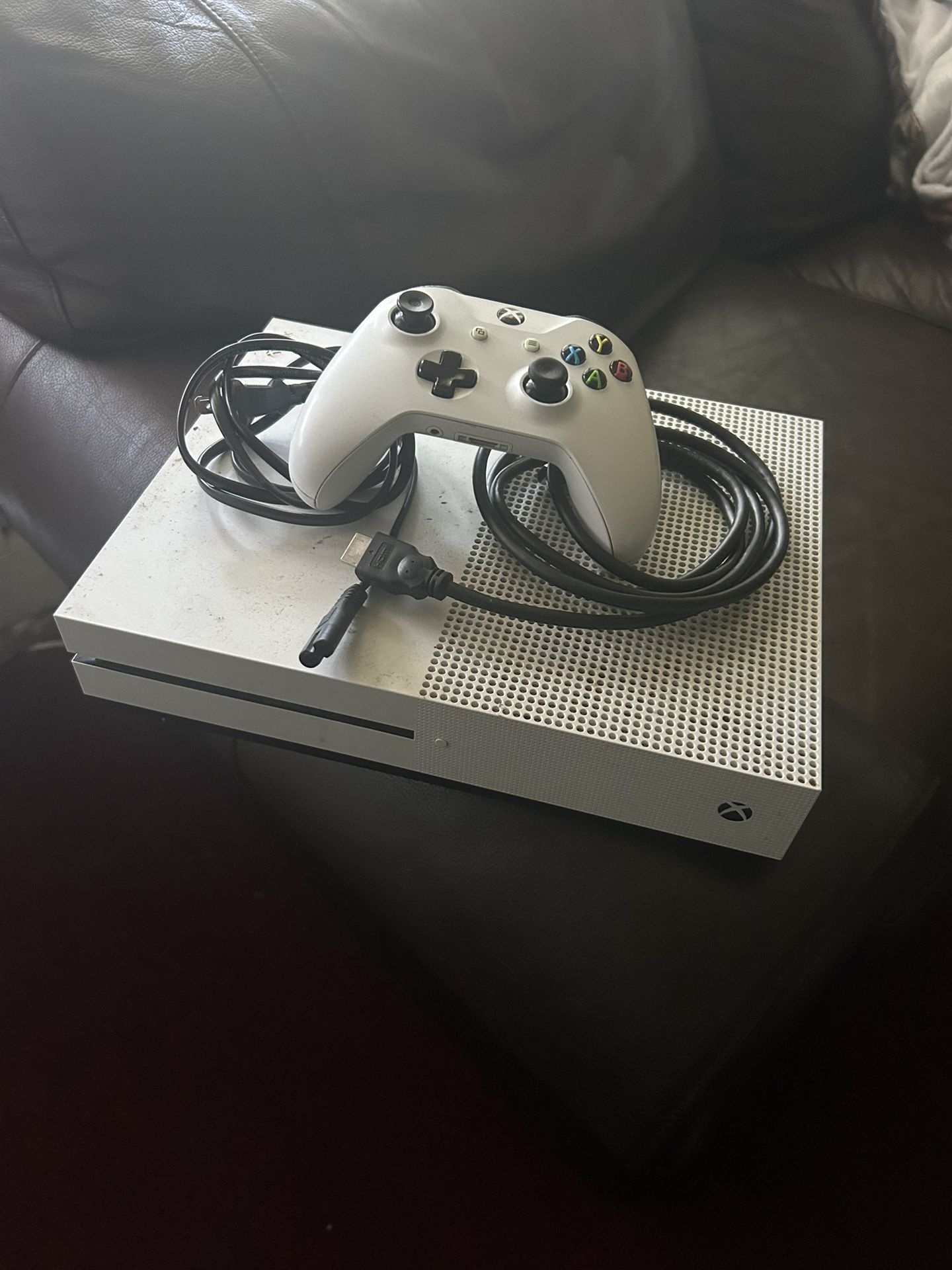 Xbox One S