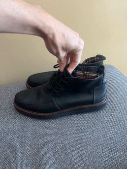 Tom’s boots