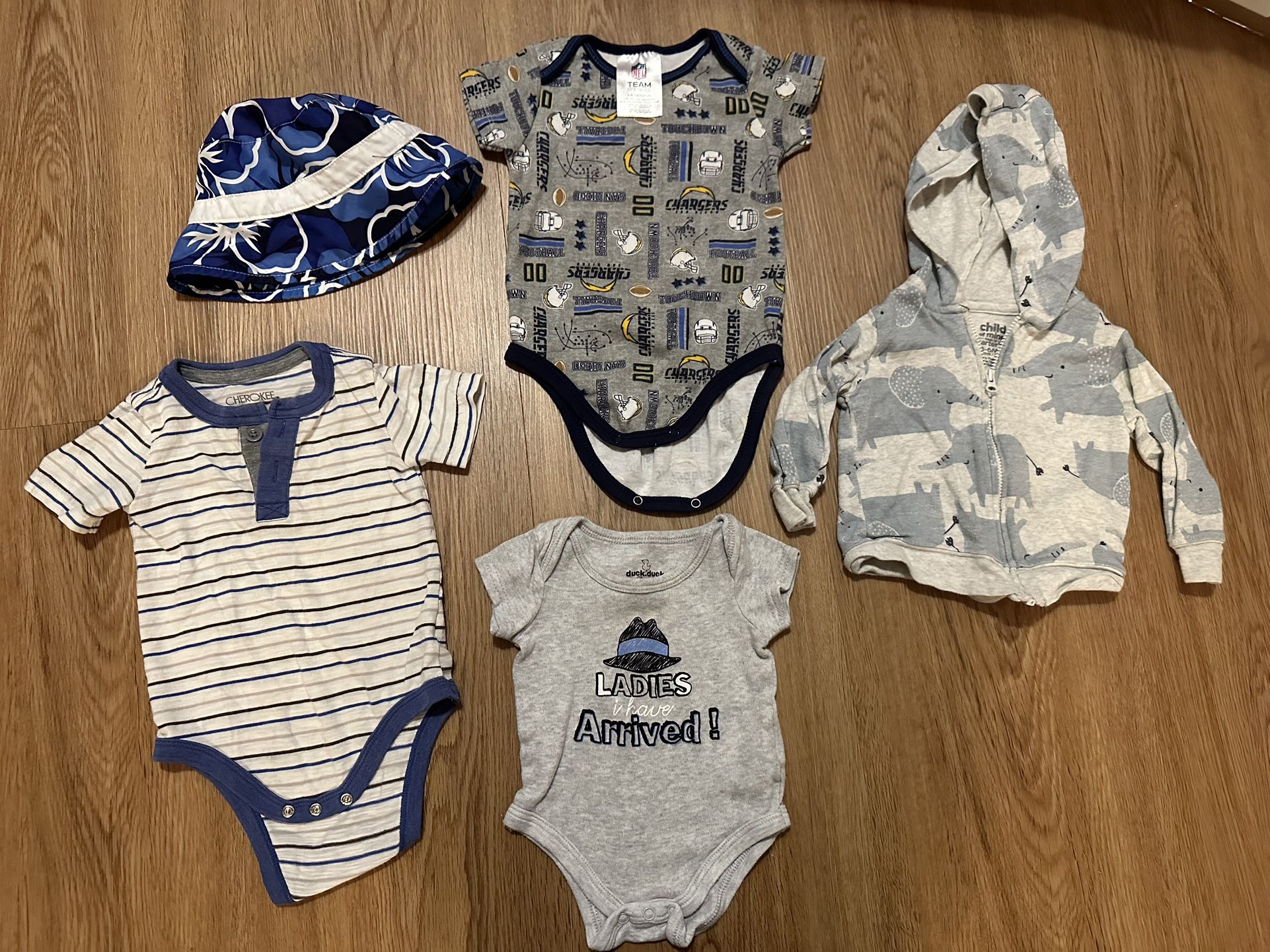 Lot Of Baby Boy Clothes 3-6 Months Grey/Blue Clothes Chargers Cherokee https://offerup.com/redirect/?o=RHVjay5kdWNr