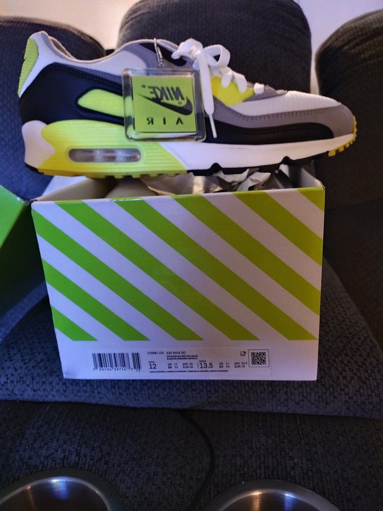 Nike