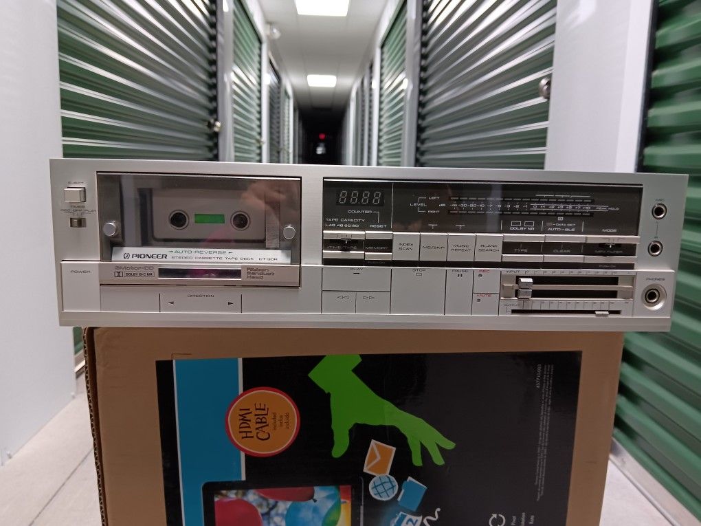 Pioneer CT-90R Auto Reverse Stereo Cassette Deck. Vintage.