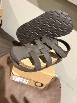 Brand new boys sandals sue 10