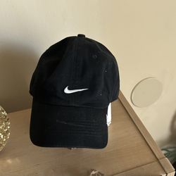 Nike Hat (Unisex) 