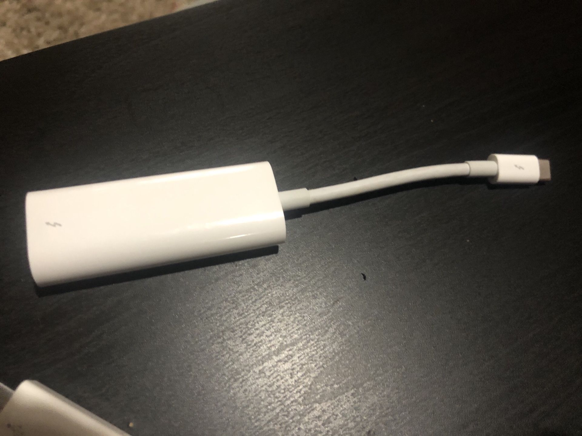 Apple Thunderbolt 3 to Thunderbolt 2 Adapter