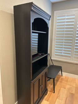 Bookshelf/Cupboard/TV Stand with 34” TV