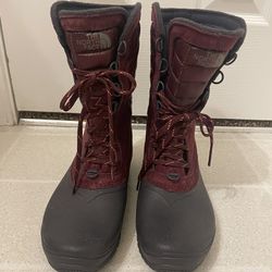 Women’s The North Face Snow boots