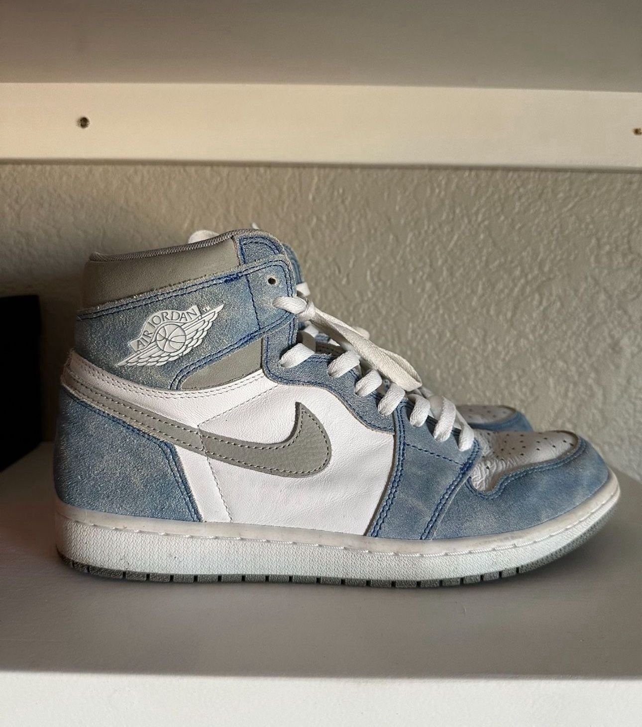 Jordan 1 Hyper Royal 10.5