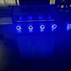 BBQ GRILL 5 burners brand new