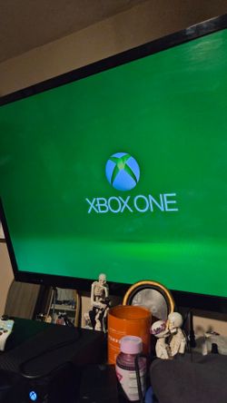 Original Xbox One with Multiple Downloaded Games