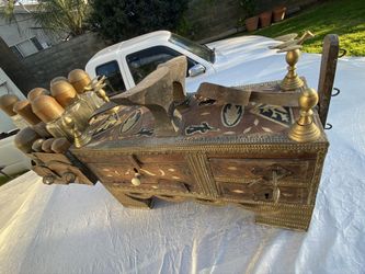 Turkish shoe shine box