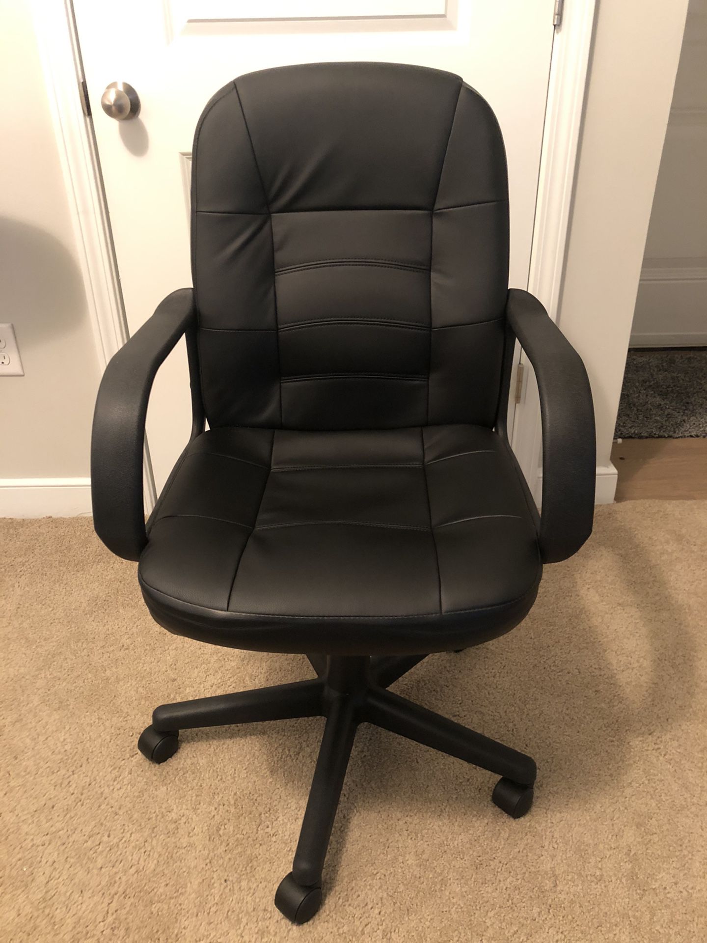 Leather office desk chair