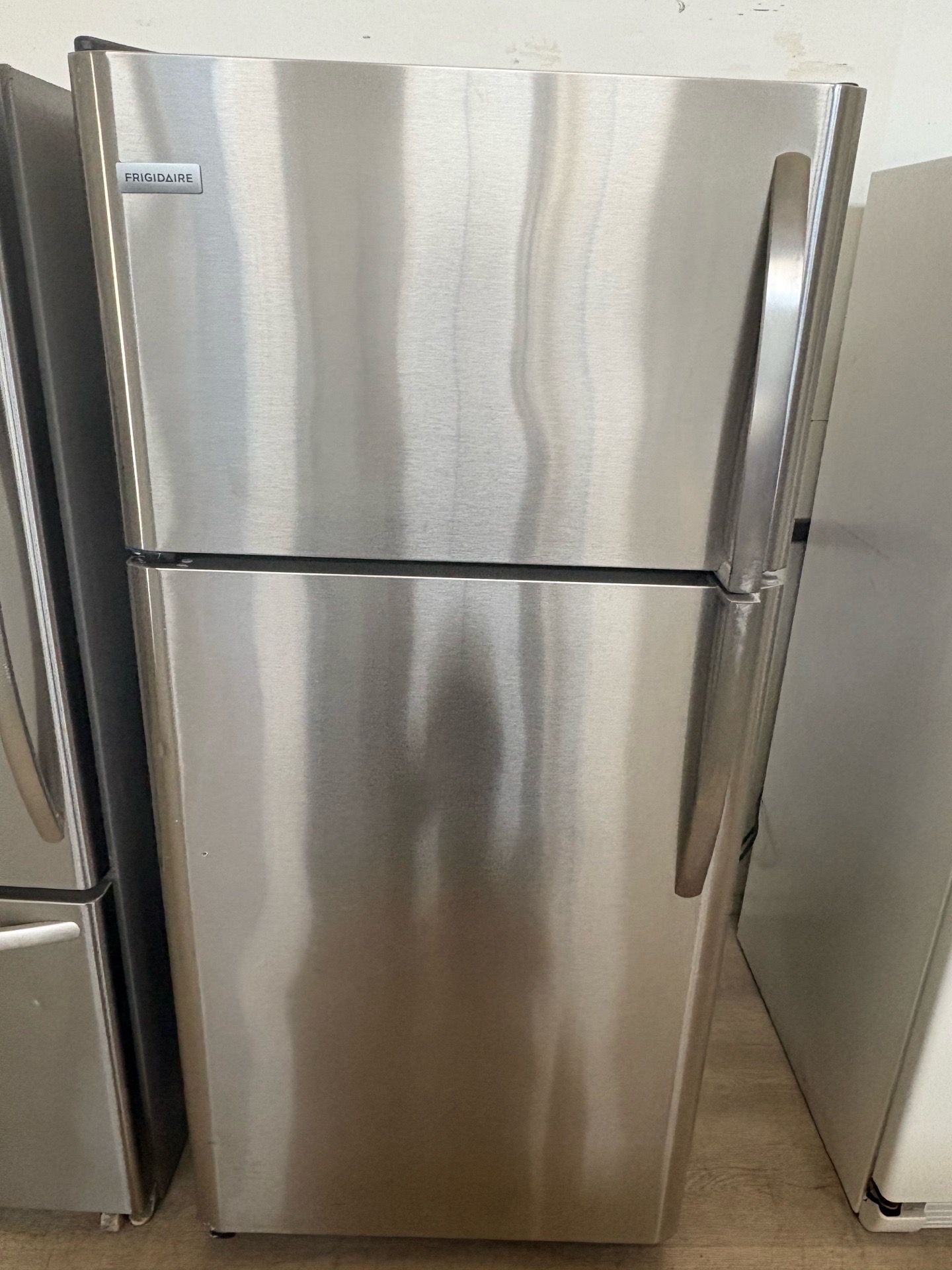 STAINLESS STEEL FRIGIDAIRE FRIDGE