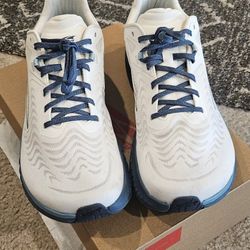 ALTRA TORIN 7