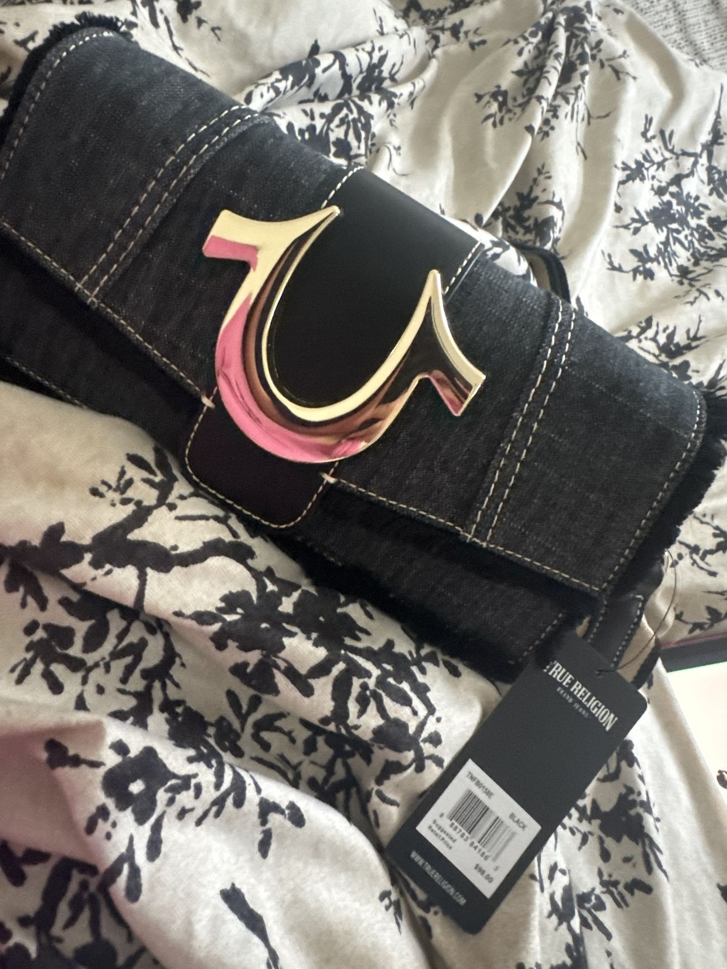 Viral real true religion bag, with tags!