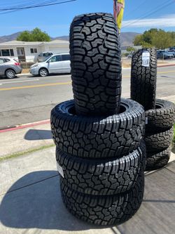 Set Yokohama New Tires 33x12.50 R20
