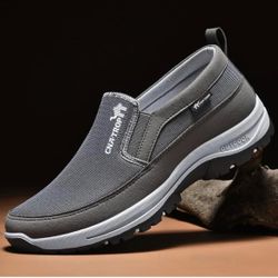 Men's Slip on Casual shoes, size 12