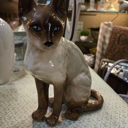 Vintage High Gloss  Siamese cat Statue