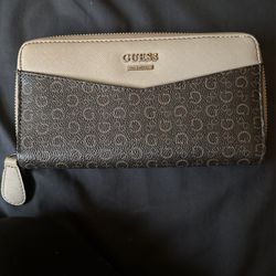 Guess Wallet