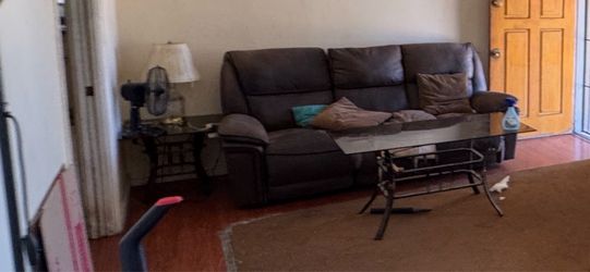 Free couch ( for pickup today)