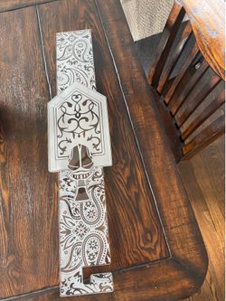 Monte Carlo hood stand holder