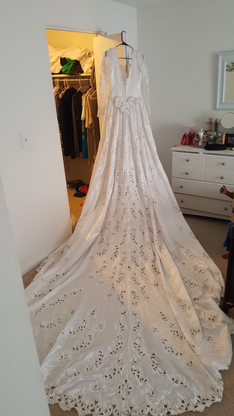 wedding dress