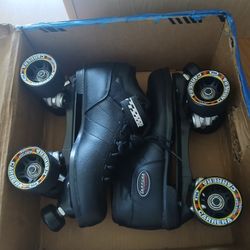 CARRERA SKATES