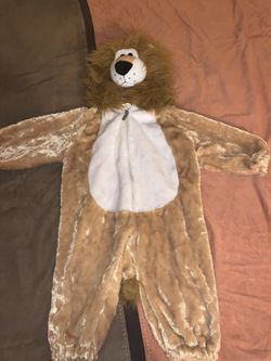 Lion costume for baby