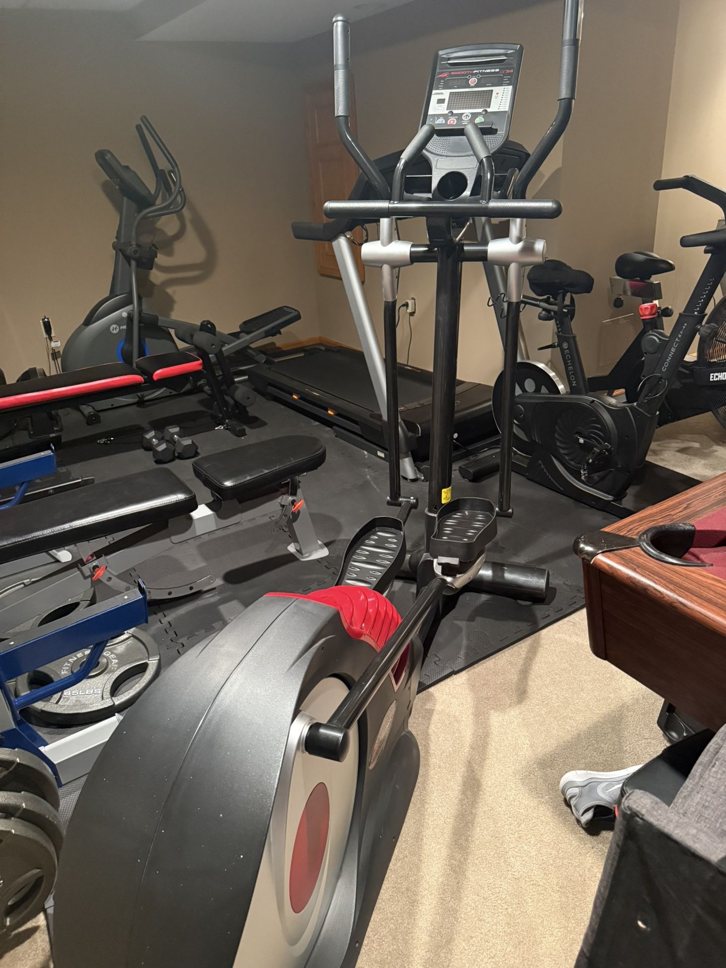 Smooth Fitness Elliptical