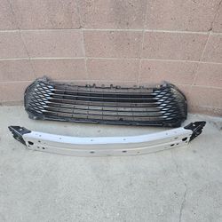 2024 25 Toyota Camry  Grille  And Bar