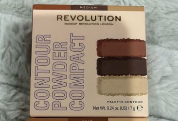 NEW REVOLUTION CONTOUR POWDER COMPACT IN FAIR AND MEDIUM $5 Each!