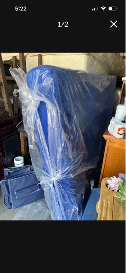 Full size mattress