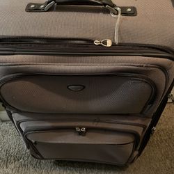 Rolling Luggage With 4 Wheel 