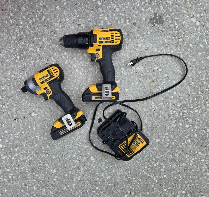 DeWalt Drill Set
