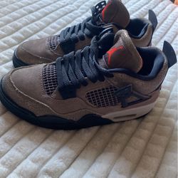 Jordan 4s (size 4.5y)