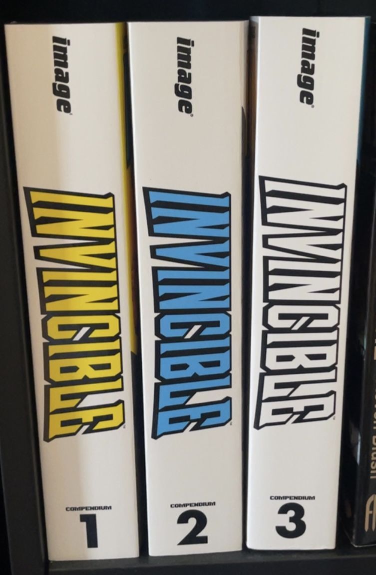 Invincible Compendium Set 