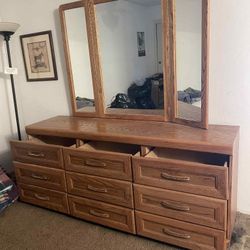 Long Dresser With Mirror 