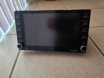 OEM Toyota Tacoma 8” Touchscreen Head Unit / Radio – Fits 2016-2023