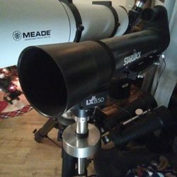  Meade LX850 German Equatorial Mount assembly (mount and tripod) is a professional-grade system